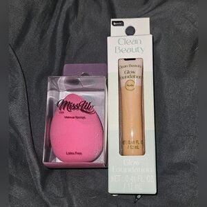 B Pure Glow Foundation In Nude 0.41fl Oz + Miss Lil Miss Beauty Sponge BNIB